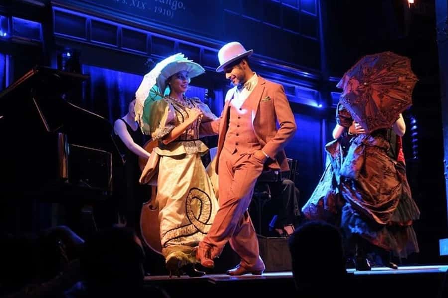 Buenos Aires: El Querandi Tango Show with Optional Dinner - The show itself: live musicians, skilled dancers, and a tight time window