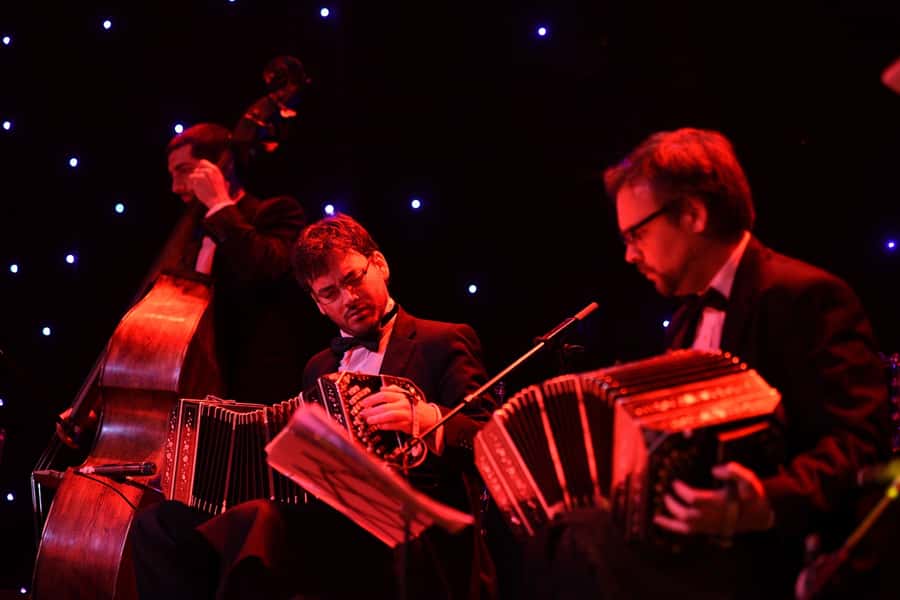Buenos Aires: El Viejo Almacén Tango Show Ticket & Transfer - Hotel pickup and arrival: making the evening easy