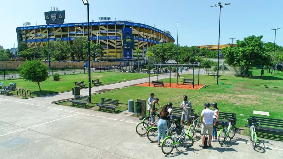 Buenos Aires: Full Day Bike Tour with Lunch - Retiro and Plaza San Martín: where the day gains space