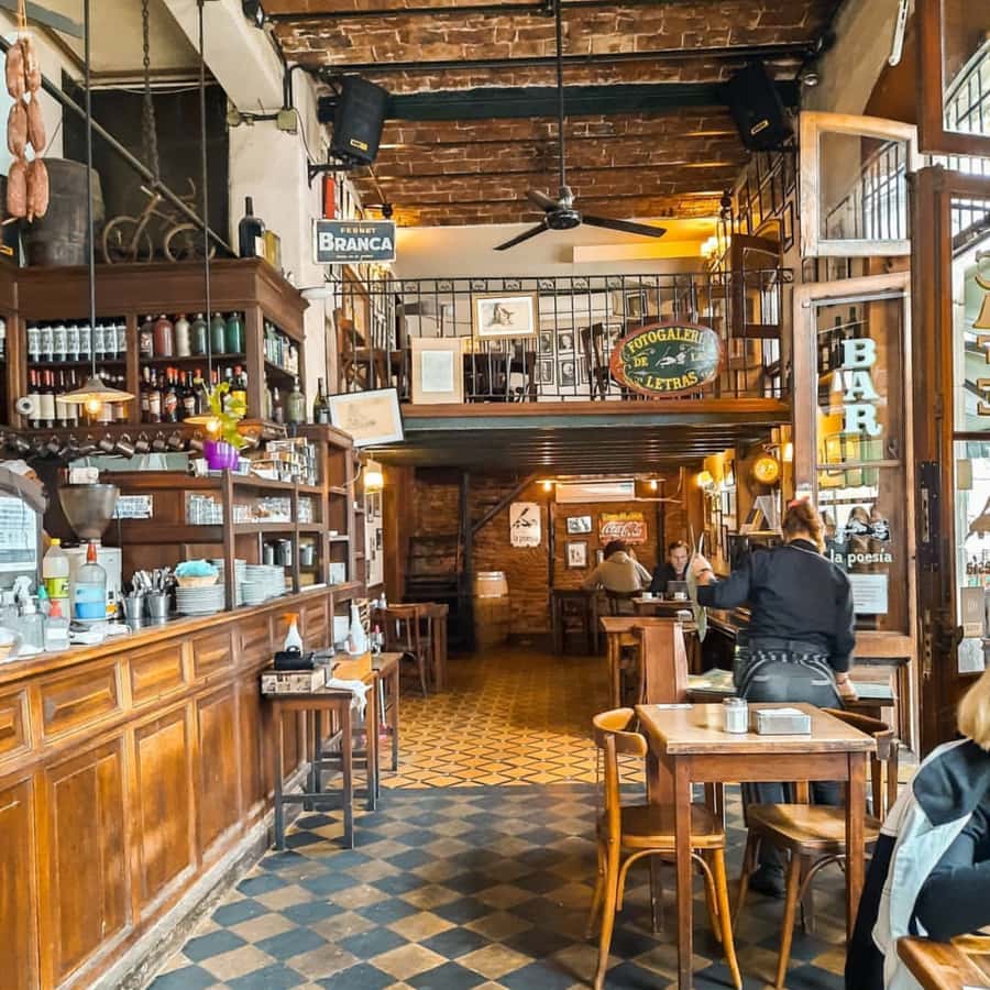 Buenos Aires Gastronomic Immersion Tour - El Desnivel asado: the main event with chorizo, provoleta, and premium beef