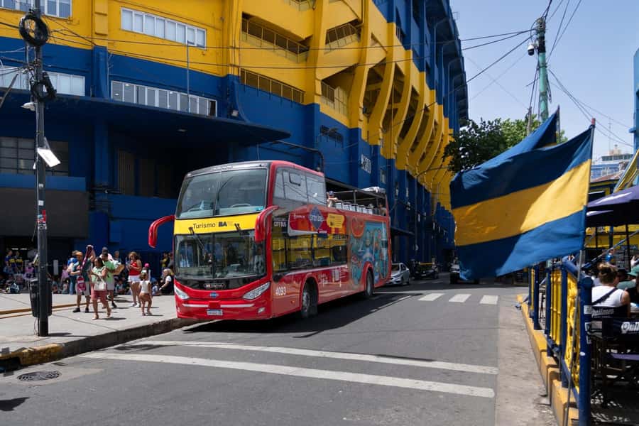 Buenos Aires: Hop-On Hop-Off Bus and Football Museums - River Plate: museum storytelling plus a real stadium visit