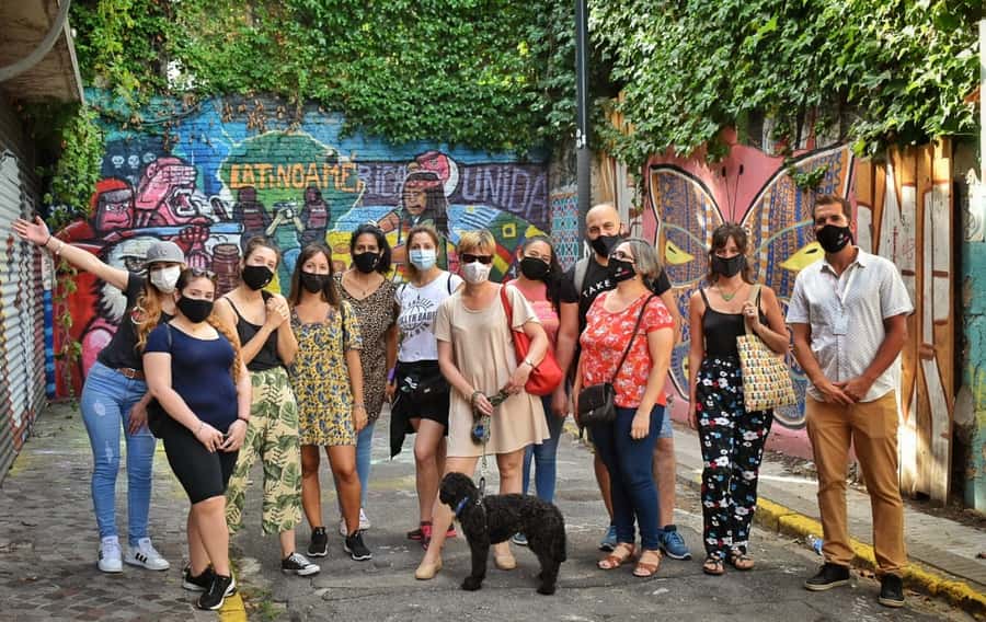 Buenos Aires: Palermo Soho Guided Walking Tour - Guides can make or break the English experience