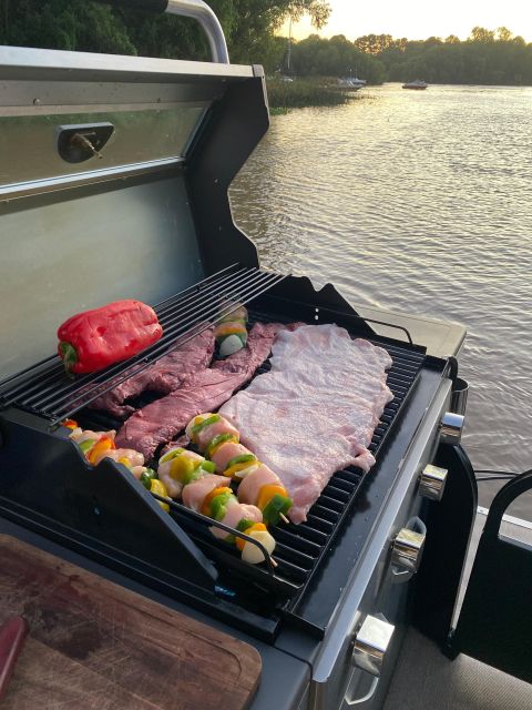 Buenos Aires: Private Delta Boat Tour with Barbecue onboard - Pickup and logistics: the one detail that can surprise you