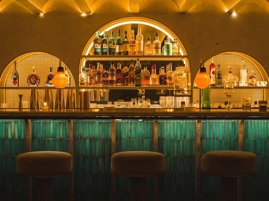 Buenos Aires: Speakeasy & Mixology Bar Tour with Cocktails - Three cocktail stops in 3 hours: the big idea