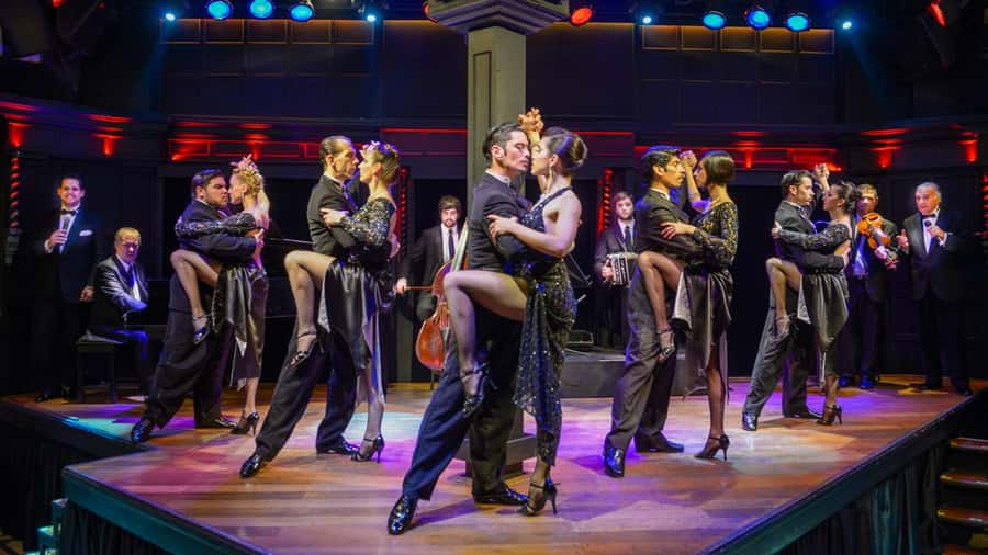 Buenos Aires Tango Show and Dinner in El Querandi - El Querandi: the restored 1867 house that sets the mood