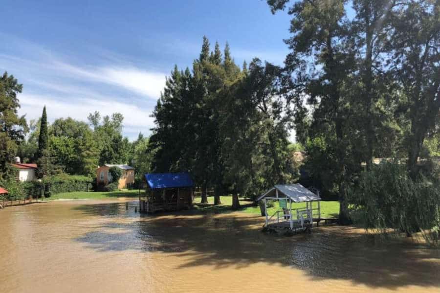 Buenos Aires: Tigre Delta Premium Boat Tour - A Quick Reality Check: Time for Snacks, Fruit Market, and Lunch