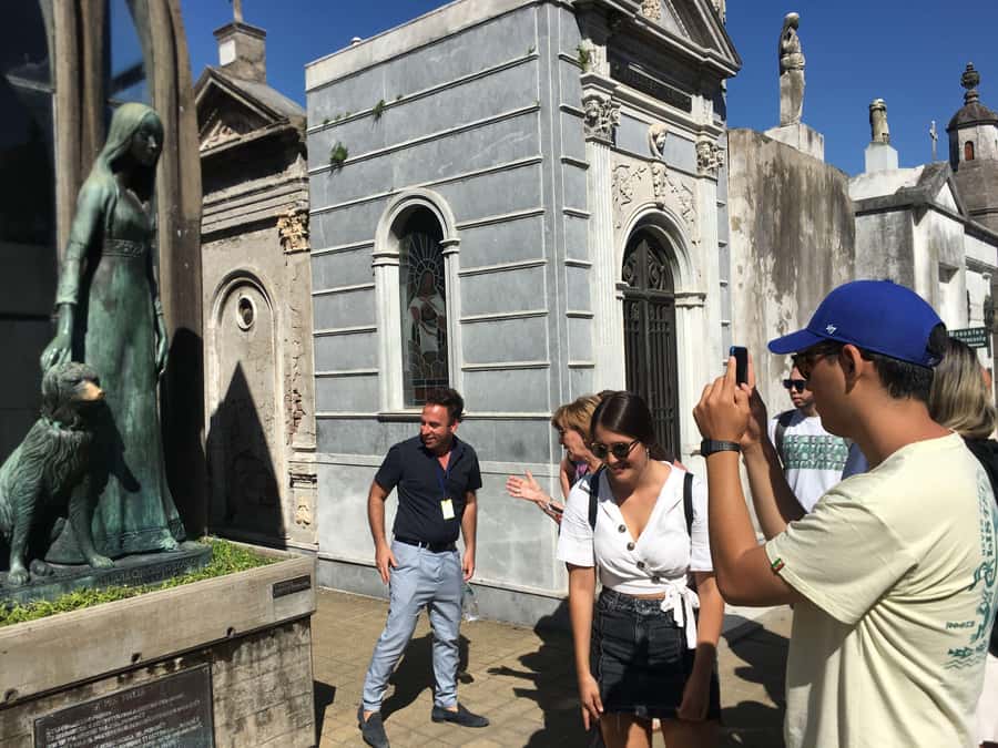 Buenos Aires:Small Group Tour AM & Sunset Open Bar Cruise PM - Why this Buenos Aires combo works: city highlights plus a Río de la Plata sunset