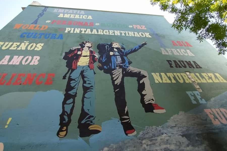 Premium Argentinian Wine and Malbec Tasting & Urban Art Tour - Palermo Soho is the perfect backdrop for a Malbec tasting walk