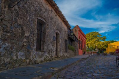 Premium Day Trip to Colonia del Sacramento - Why Colonia feels like a Portuguese postcard