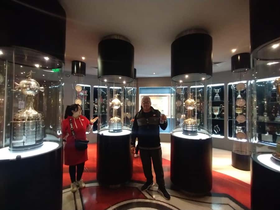 River Plate Stadium and Museum Guided Tour - Guides in real life: the difference a private guide can make