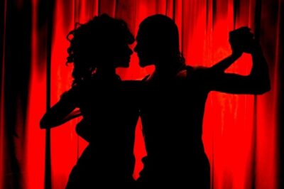 Rojo Tango Show and Optional Dinner Including Private Transfer - Dress code and comfort: smart casual for theatre nights