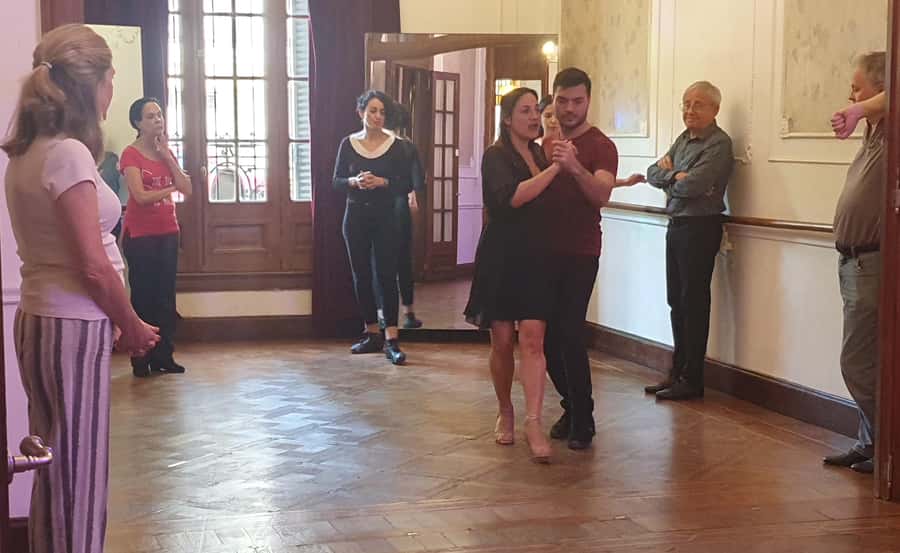 Tango Lesson in Buenos Aires with professional dancers - Price and value: what $120 buys for up to two