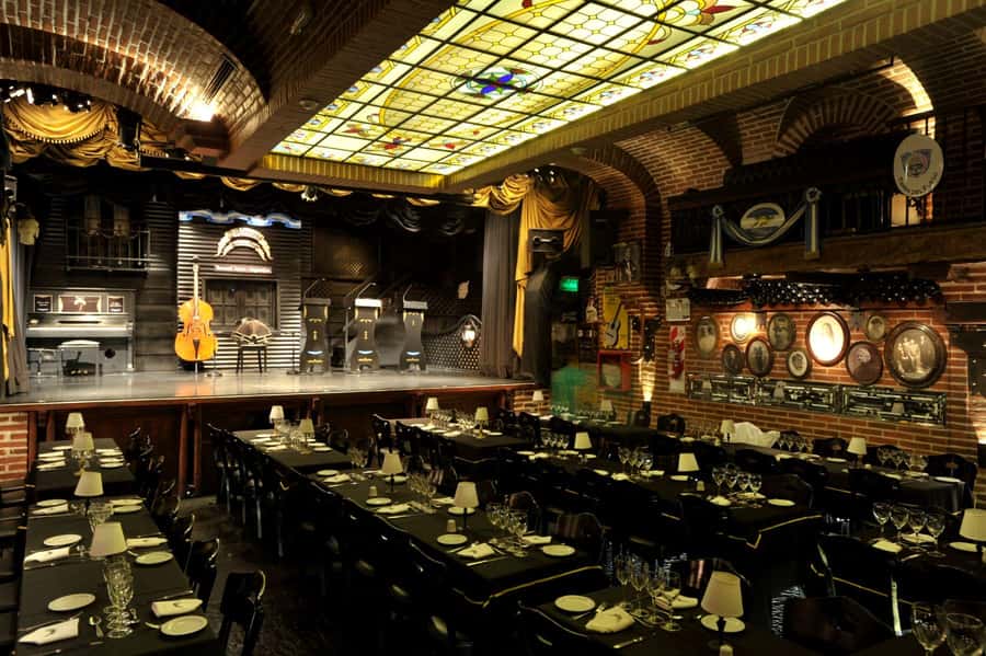 Tango show in La Ventana with optional Dinner - Who Should Book This Tango Show (And Who Might Prefer Another Night)